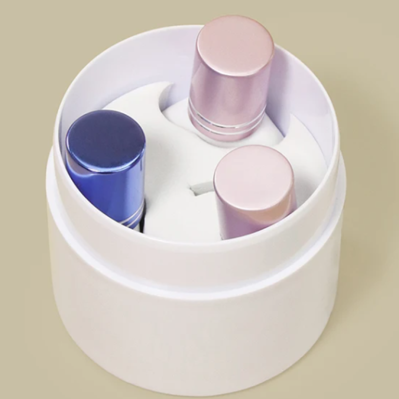 Container for storing eyelash glue
