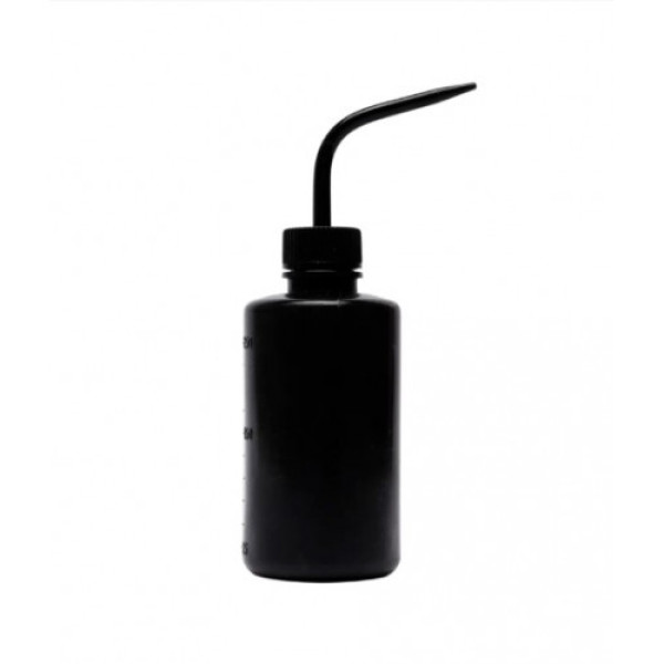 Spray battle 250 ml with a curved tube-pouring color